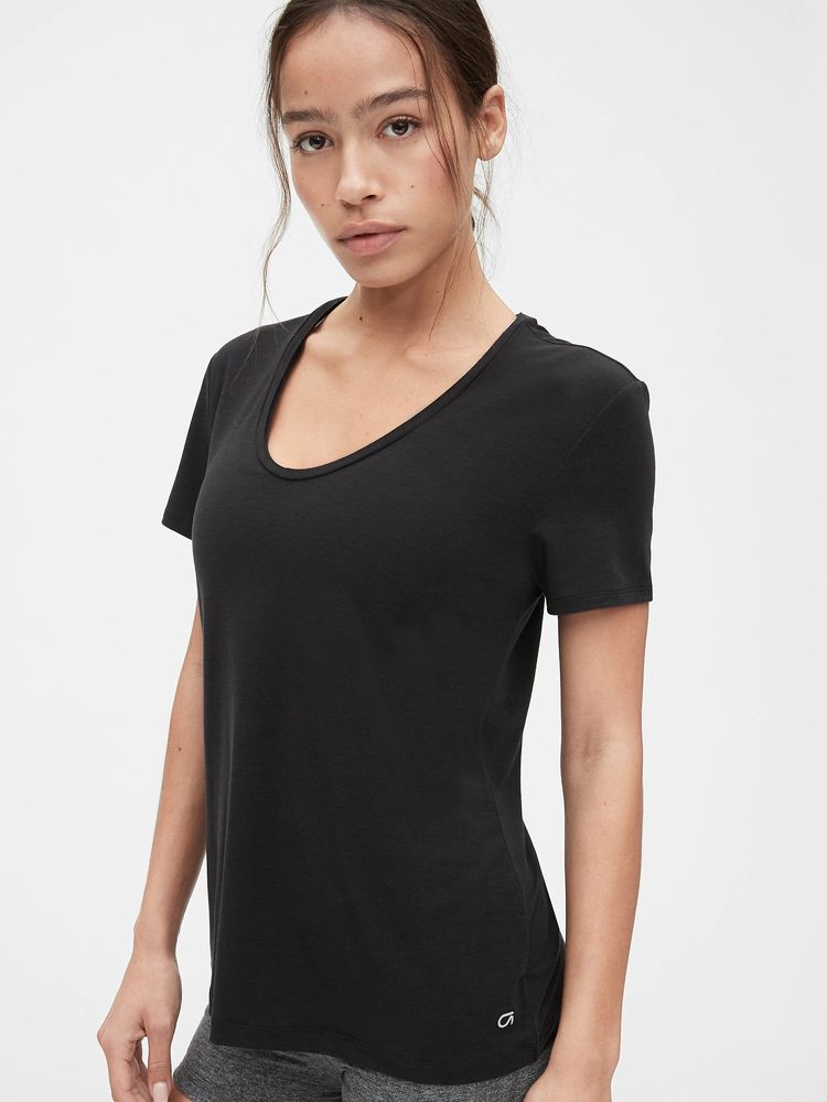 Gapfit Women's Breathe V-Neck T-Shirt