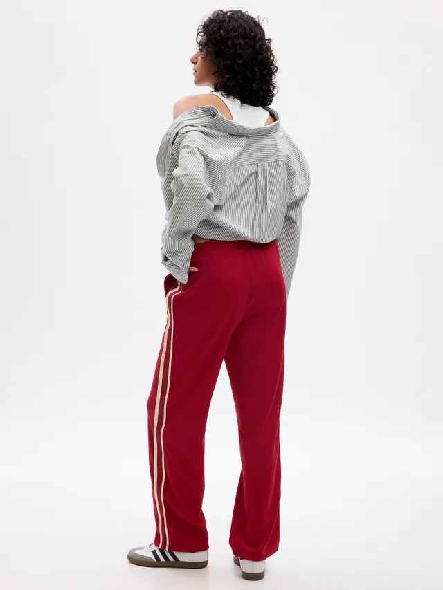 Mid Rise Cloudlight Straight Leg Sweatpants