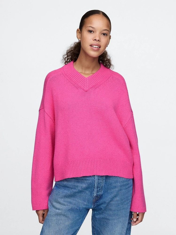 CashSoft Cropped High V-Neck Sweater