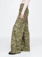 Mid Rise Camo Baggy Jeans