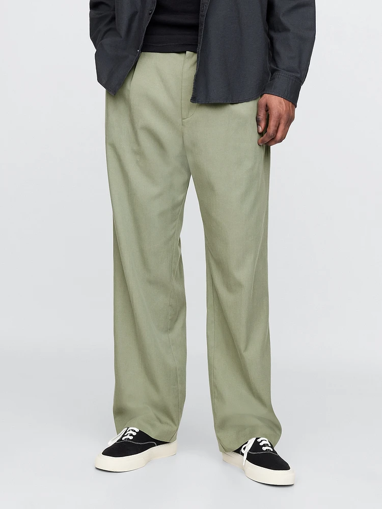 UltraSoft Pleated Trousers