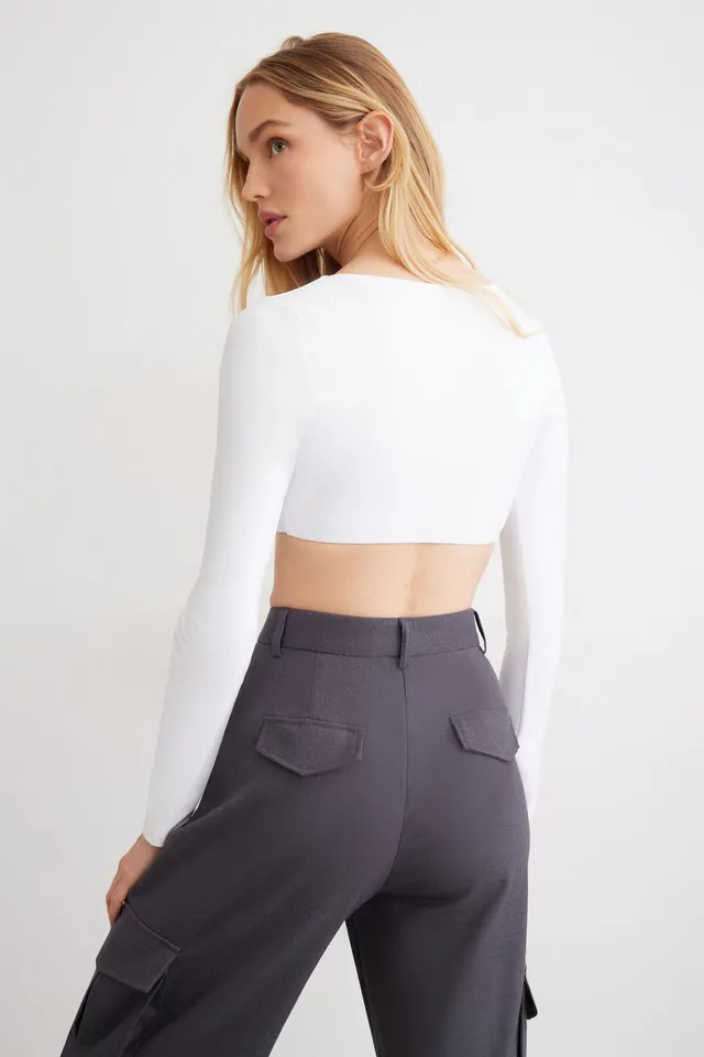 UltraLite Mesh-Sleeve Cropped Top