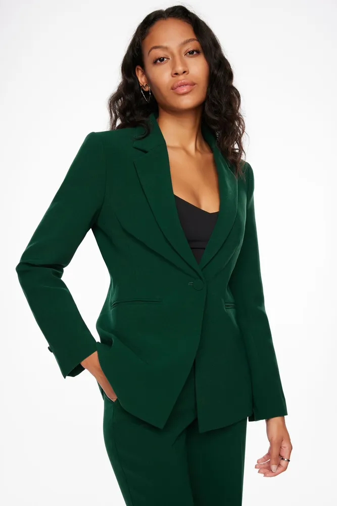 One Button Fitted Blazer