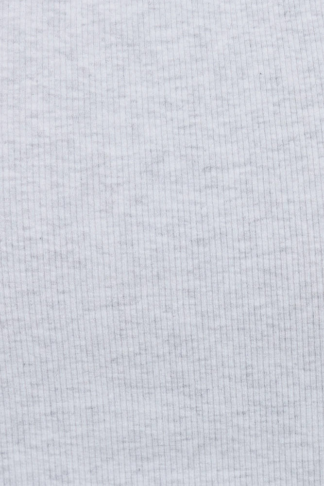 T-shirt à col échancré et manches cap