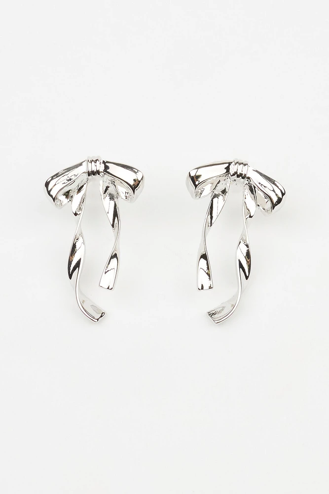 Boucles d’oreilles en métal à boucles