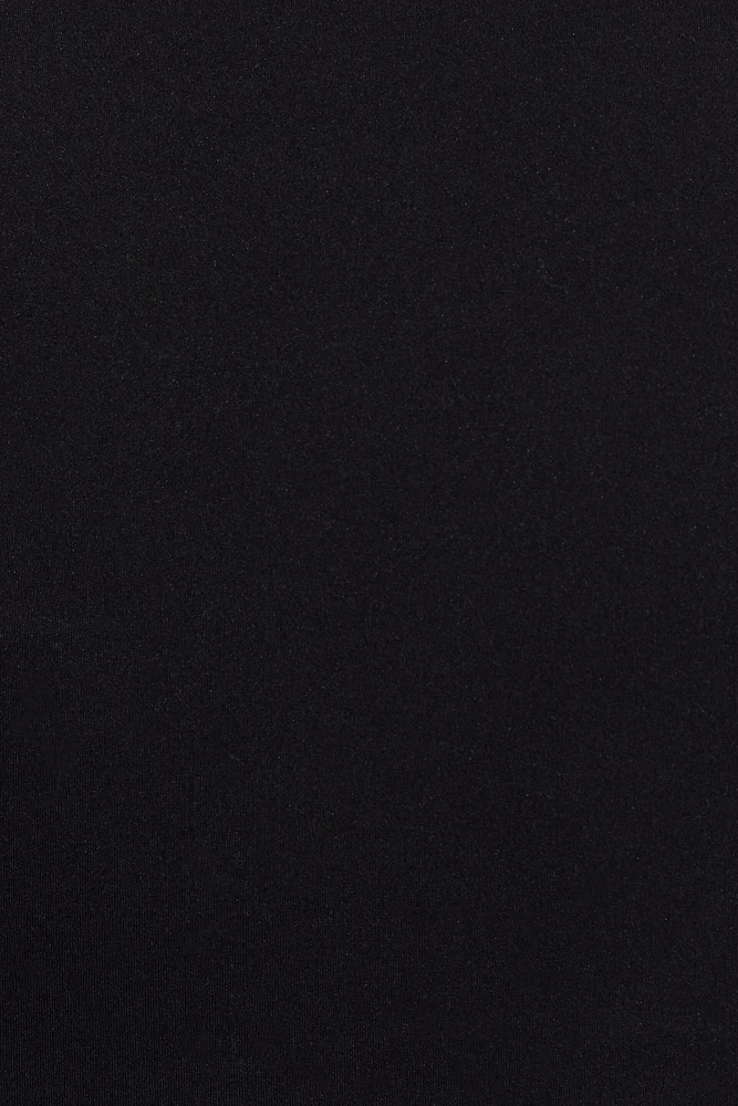 T-shirt Sleek à col échancr