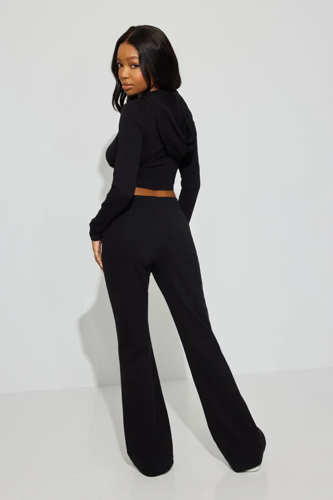 Fitted Straight Leg Sweatpant