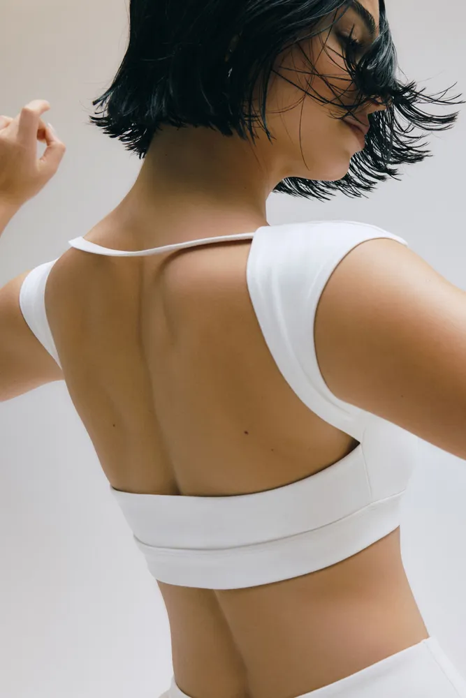 Haut sport à dos échancré