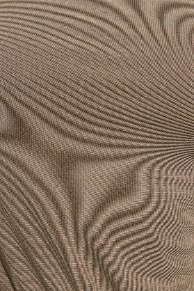 Haut à bande de taille et épaules dégagées