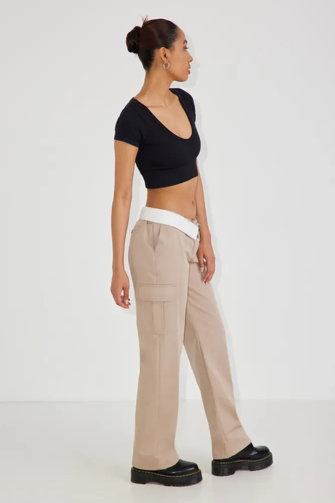 Low Rise Wide Cargo Pant
