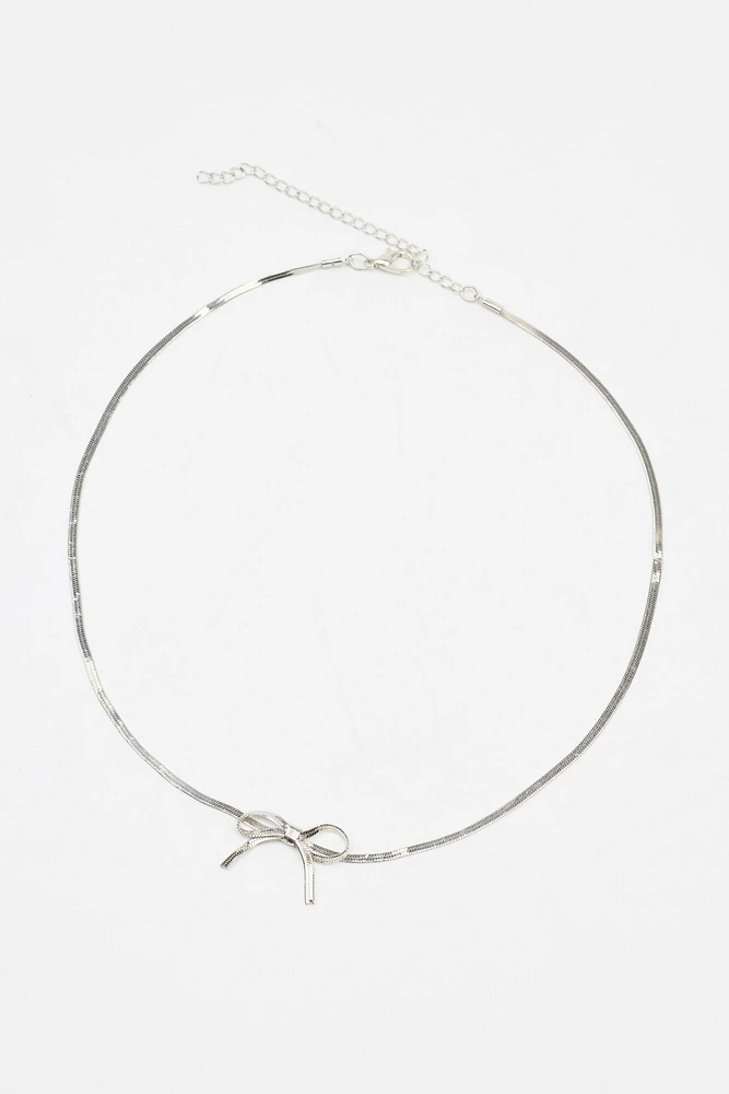 Snake Chain Bow Necklace