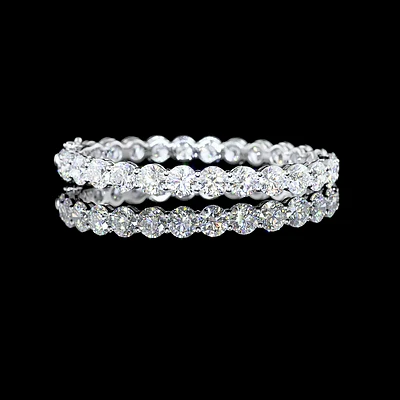 14K White Gold Bangle Bracelet BC997