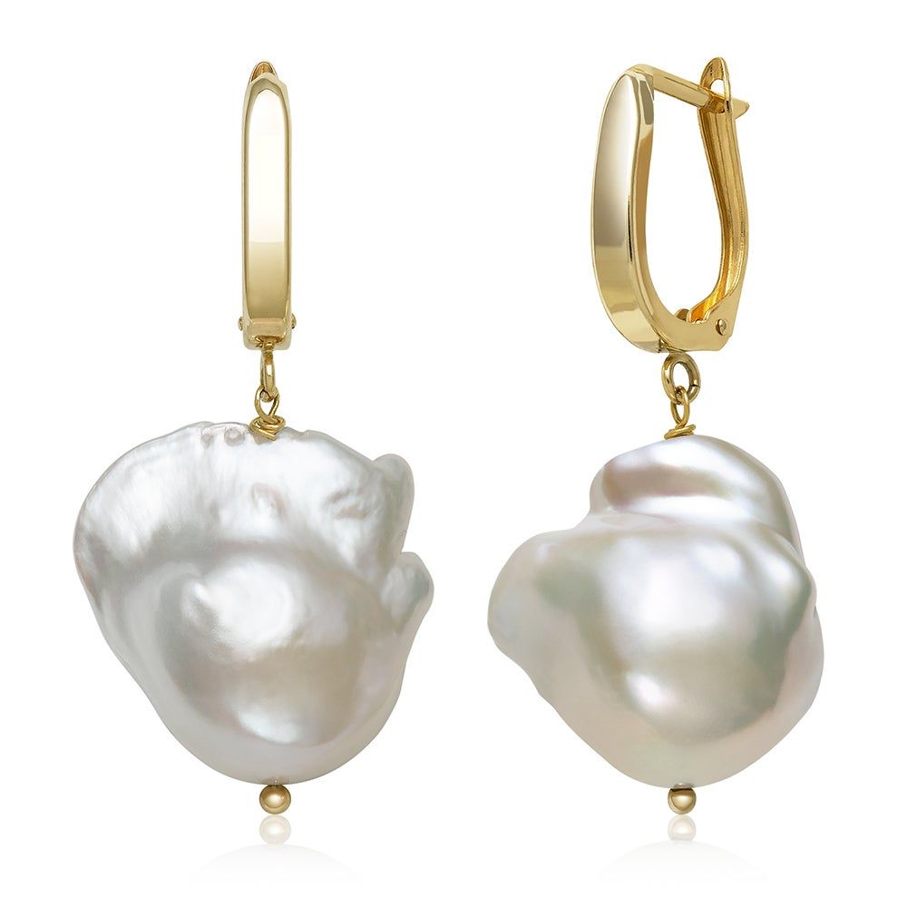 Freshwater Pearl Earrings in 14K Yellow Gold