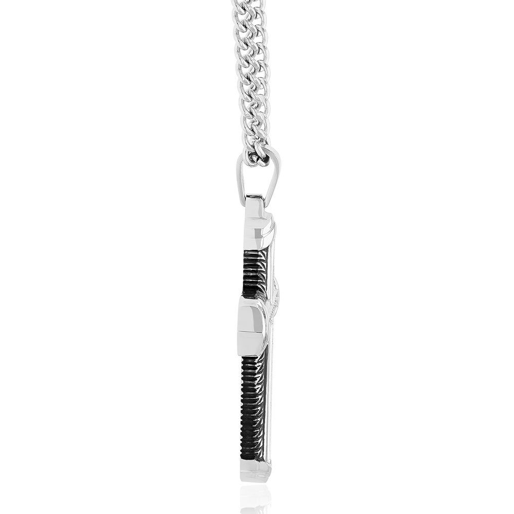 Menâs Diamond & Black Ion-Plated Cross Necklace in Stainless Steel (1/4 ct. tw.)