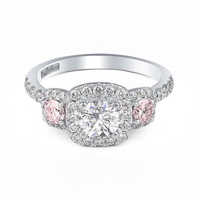 Limited Edition Papillon Lab Grown Diamond Engagement Ring Platinum (1 3/4 ct. tw.)