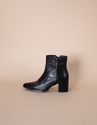 Boots noirs cuir lisse clouté I.Code IKKS | Mode Automne Hiver Chaussures