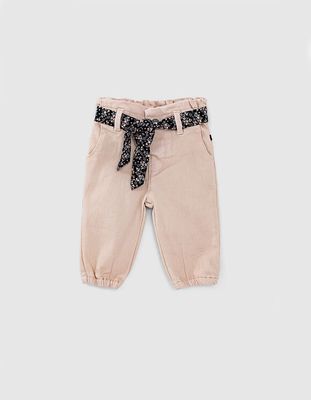 Jean rose poudré à ceinture foulard bébé fille IKKS | Mode Automne Hiver Pantalon, short