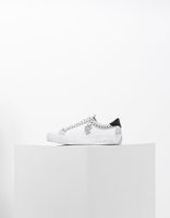 Baskets blanches en cuir visuel rock détails clous femme IKKS | Mode Printemps Eté Chaussures
