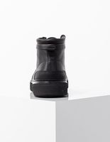 Baskets noires en cuir Homme IKKS | Mode Automne Hiver Soldes
