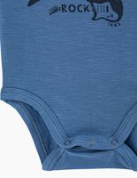 Body bleu moyen visuel 4 guitares en coton bio bébé IKKS | Mode Printemps Eté Bodies & Pyjama
