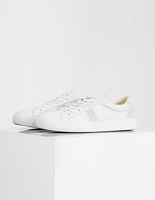 Sneakers blanches en cuir avec perforations Homme IKKS | Mode Automne Hiver Soldes