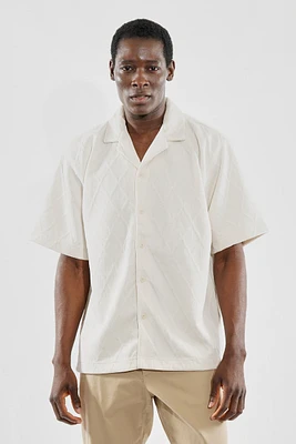 Saints Studio Solid Diamond Pattern Textured Camp Collar Casual Shirt