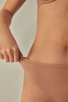 Tanga INVISIBLE TOUCH
