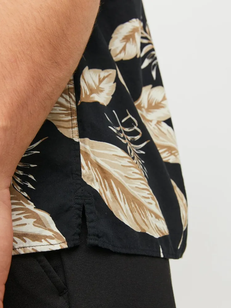 TROPIC RELAXED FIT PRINT SHORT SLEEVE SHIRT