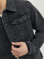 CLASSIC DENIM JACKET