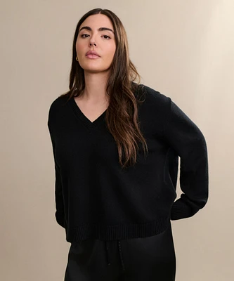 Simone V-Neck