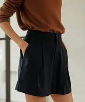 Pleated Short