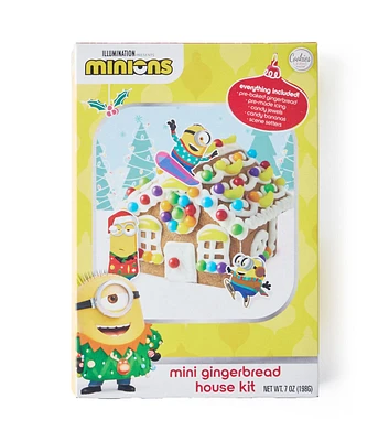 7oz Christmas Mini Minions Gingerbread House Kit