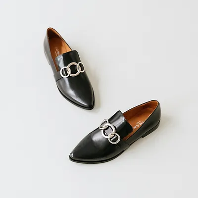 Buckle moccasins