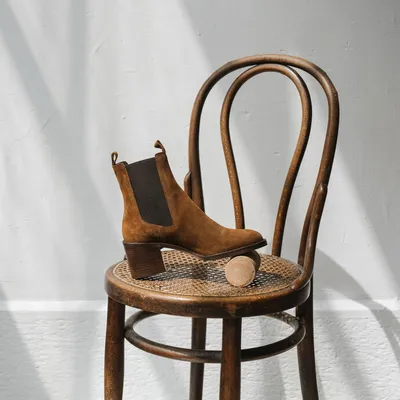 Heeled boots