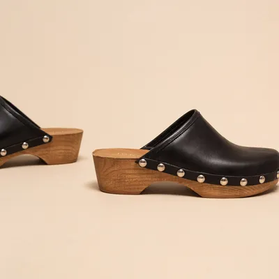 Clogs with studs