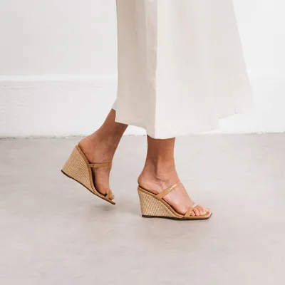 Espadrilles with thin straps