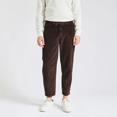 Pantalon jogger en velours grosse côtes raccourci