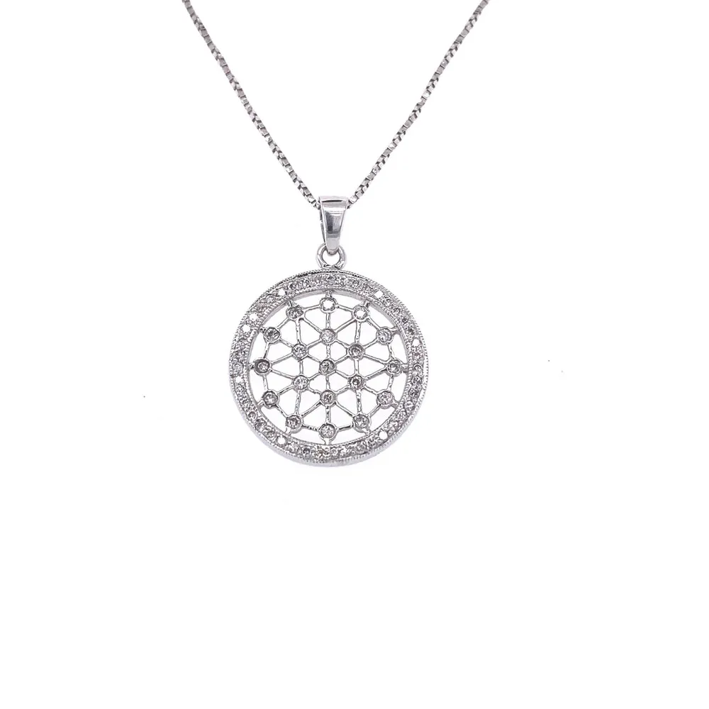 14 Karat White Gold Diamond Circle Necklace