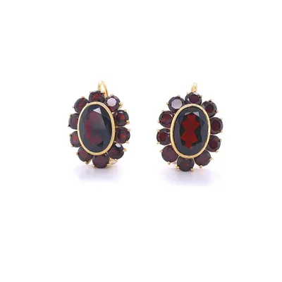 18 Karat Yellow Gold Large Garnet Oval Earrings