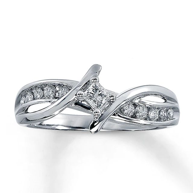 Diamond Promise Ring 1/4 ct tw Princess-cut 10K White Gold