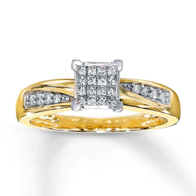 Previously Owned Ring 1/5 ct tw Diamonds 10K Yellow Gold