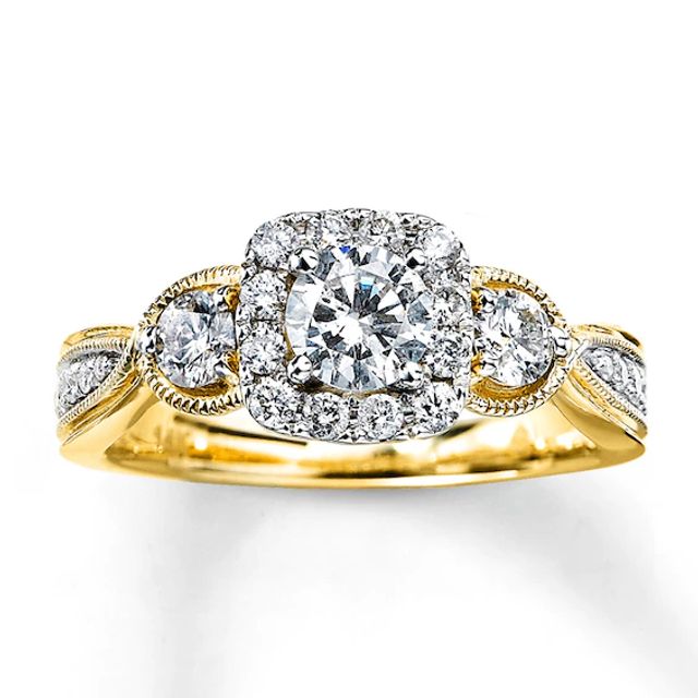 Previously Owned Diamond Engagement Ring ct tw Round-cut 14K Gold