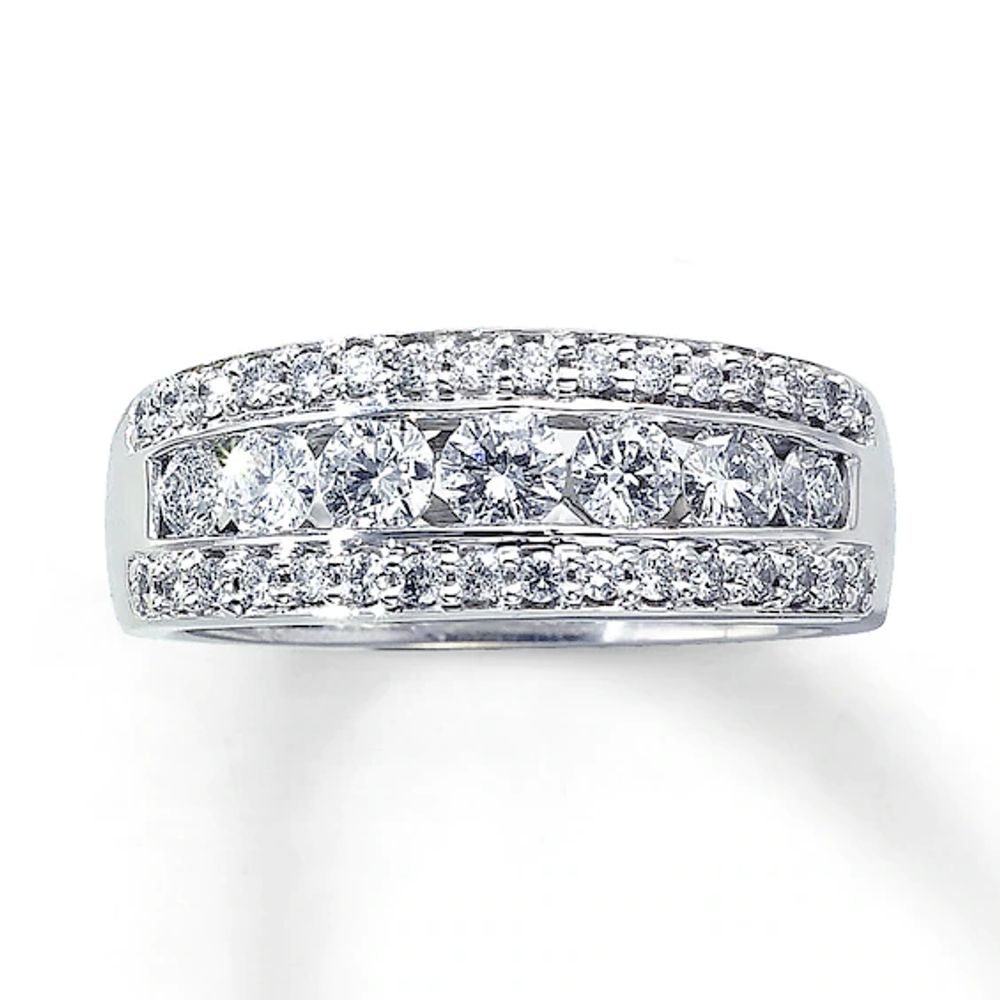 Previously Owned Anniversary Band 1 ct tw Round-cut Diamonds 14K White Gold