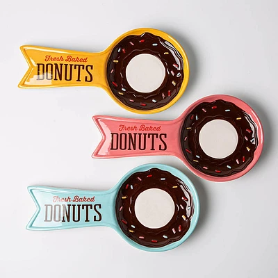 Boston Warehouse Shaped 'Donut' Ceramic Spoon Rest (Asstd.)