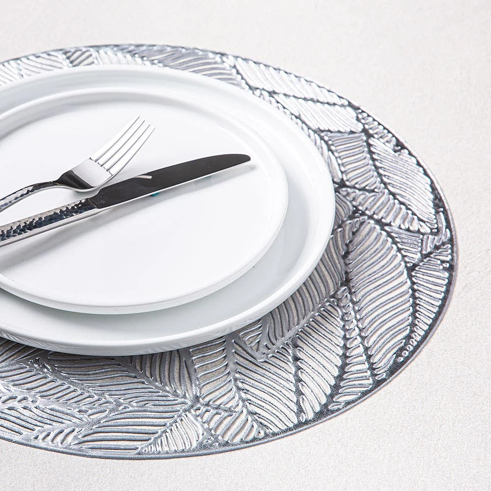 KSP Gather & Dine Leaf Cut-Out Vinyl Placemat (Silver)