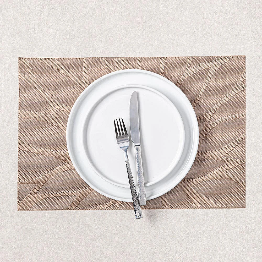 KSP Gather & Dine Bloom Vinyl Placemat (Champagne)