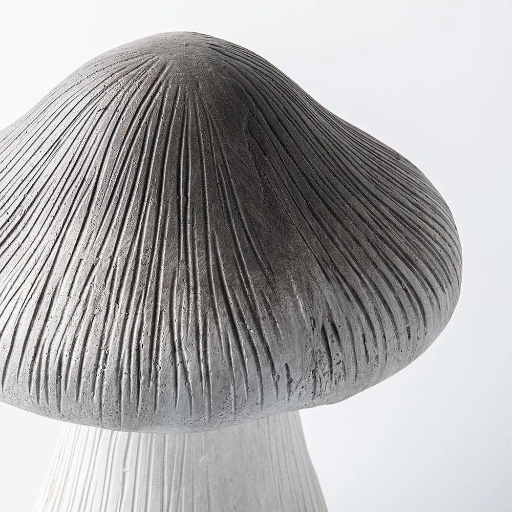 CTG Country Garden 'Mushroom' Sculpture 12" x 15" h (White)