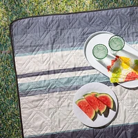 Needle & Pine Water Resistant 'Waffle Stripe' Outdoor Blanket (Navy)