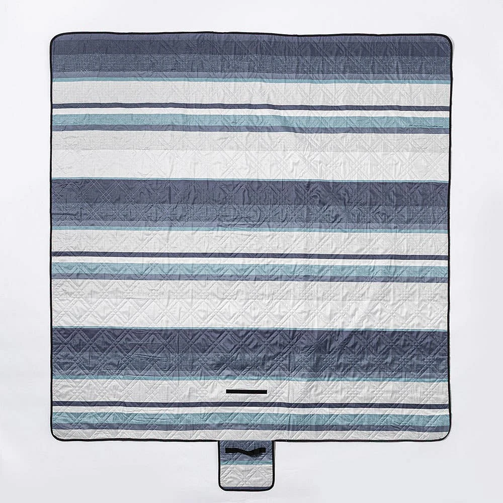 Needle & Pine Water Resistant 'Waffle Stripe' Outdoor Blanket (Navy)
