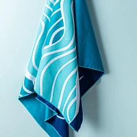 Waci Fast Drying 'Waves' Microfiber Beach Towel 30 x 60" (Blue/White)